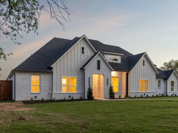 3710 Castle Dr, Rowlett, TX 75089