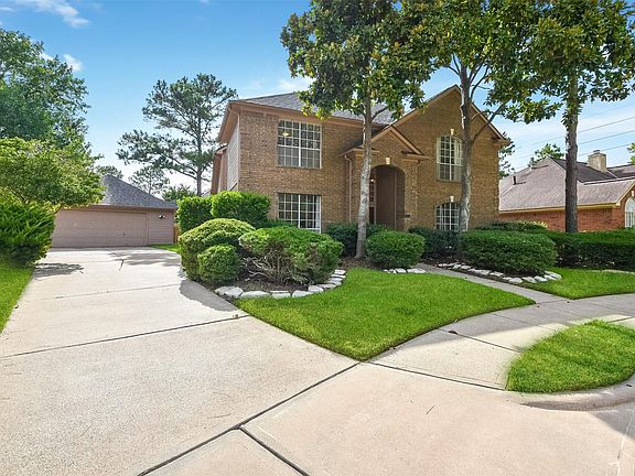 2nd image of 15431 Rocky Bridge Ln