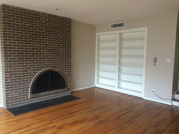 Fireplace / shelving