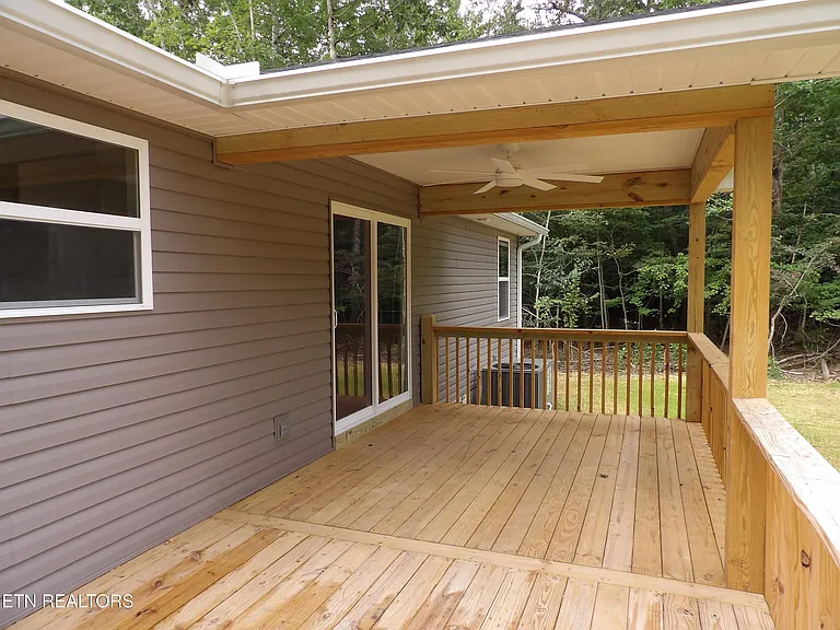 707 Oneida Ln — Photo 25