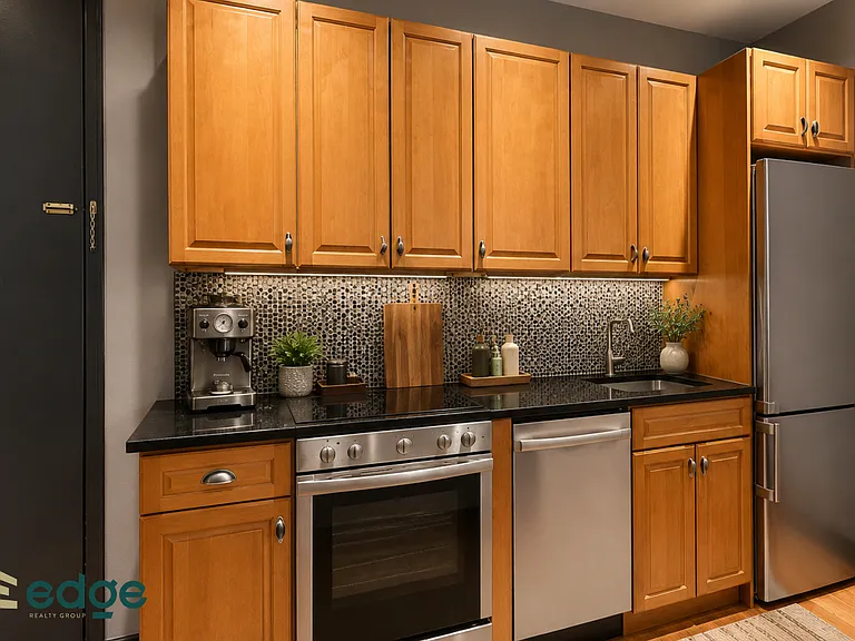 254 Palmetto St #2E — Photo 3