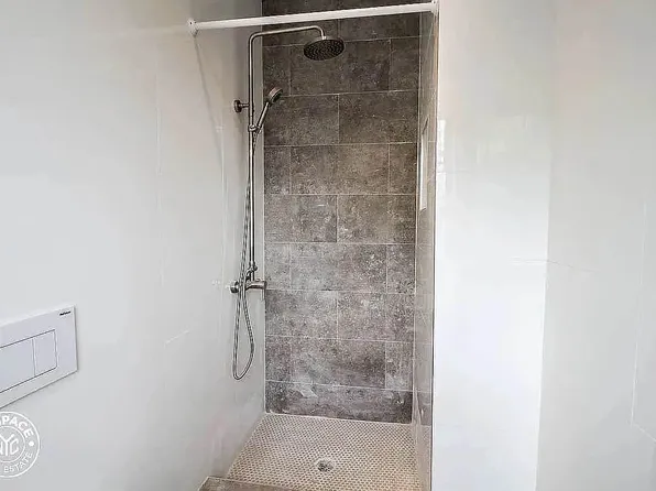 456 Central Avenue image 10 of 13