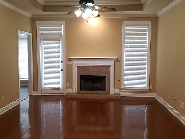 9821 Helmsley Cir — Photo 9