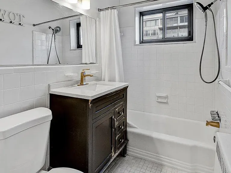 1200 S Arlington Ridge Rd #716 — Photo 6