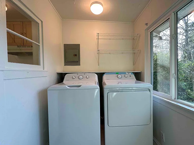 390 Grow Ave NW — Photo 14