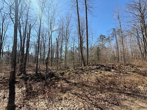 5th image of On Kent Pond Rd S