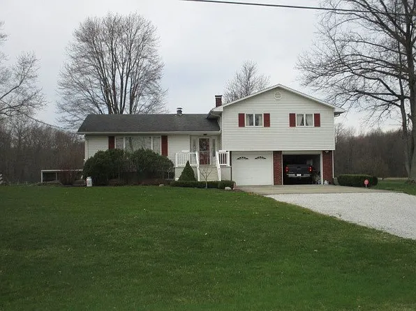 5359 Sodom Hutchings Rd, Farmdale, OH 44417
