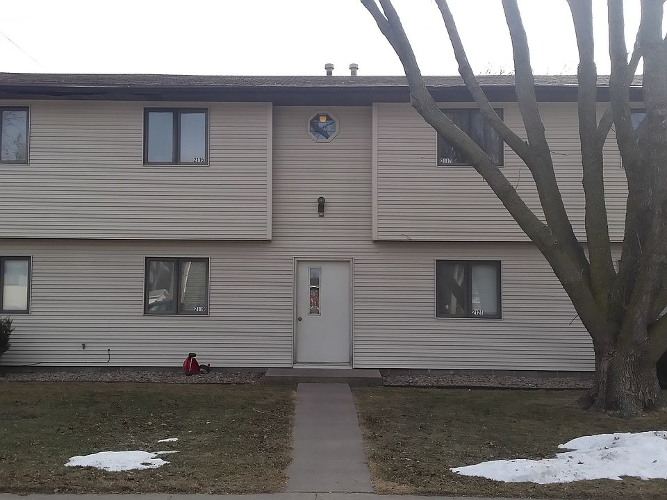 1st image of 2117 Cottage St