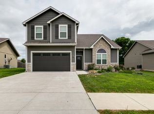 4173 McMillin Ln, Manhattan, KS 66502