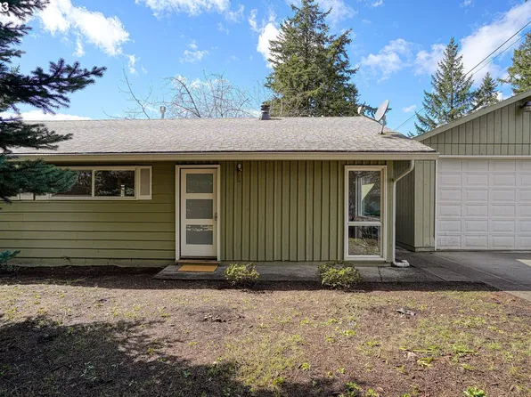 12428 NE Hassalo St, Portland, OR 97230