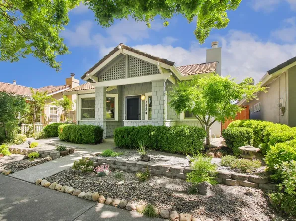 1430 Olympic Dr, Davis, CA 95616