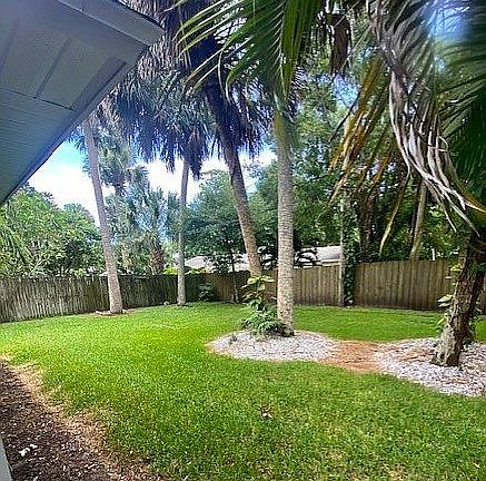 Fully fenced back yard