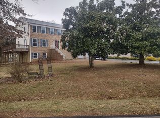 1002 Potomac Dr, Stafford, VA 22554