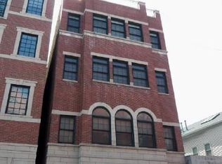 2732 N Lincoln Ave APT 2, Chicago, IL 60614