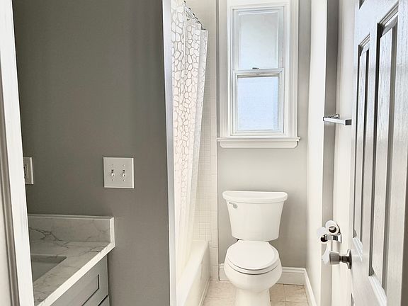 5th image of 155 Union Ave APT 204