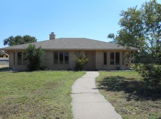 2 Ridge Rd, Ransom Canyon, TX 79366
