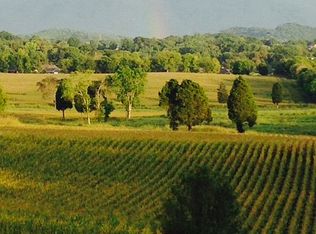 2130 Cochran Rd, Maryville, TN 37803