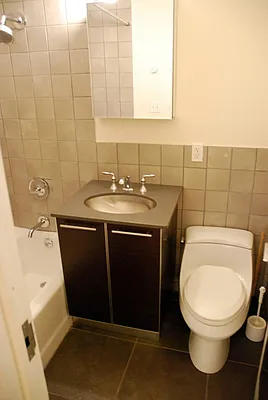 Rented by City Connections Realty | media 33