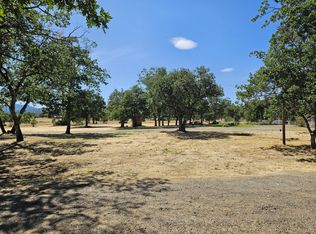 5068 Dodge Rd, White City, OR 97503