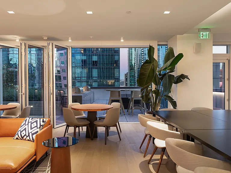 500 Folsom — Photo 31