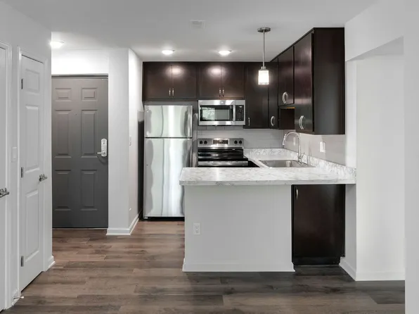 Woodgrove Point Apartments