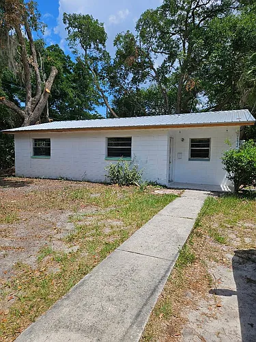 1122 NW 31st Ave Photo 1