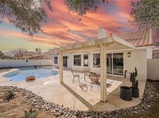 3720 Dorrington Dr, Las Vegas, NV 89129