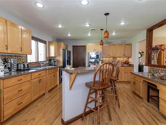 5th image of 3862 Heritage Dr