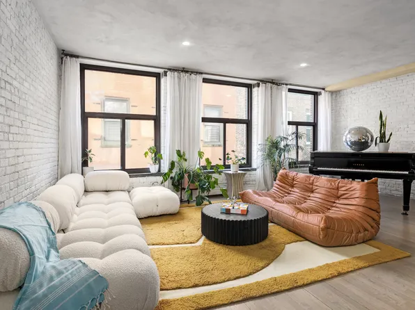 11 Harrison Street 5 image 3 of 9