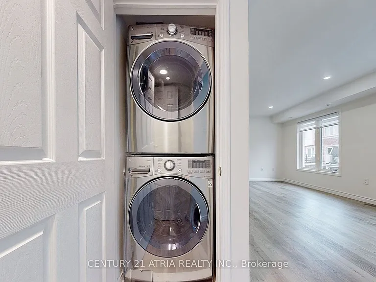 92 Louisbourg Way — Photo 12