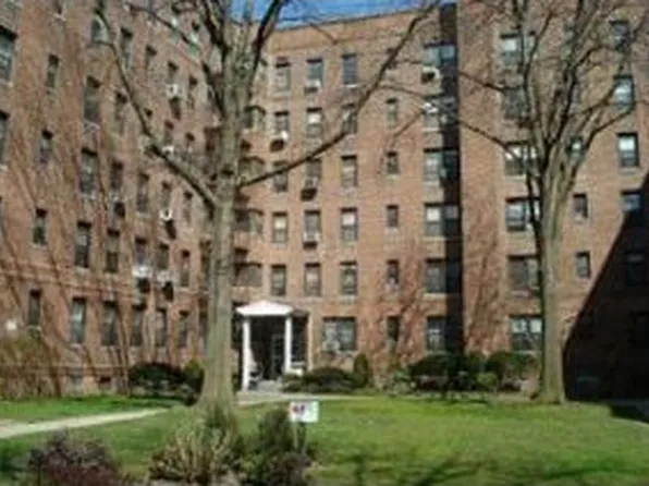 2425 Haring Street image 1 of 1