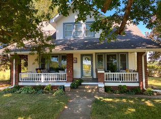 10198 E 2720th St, Kewanee, IL
