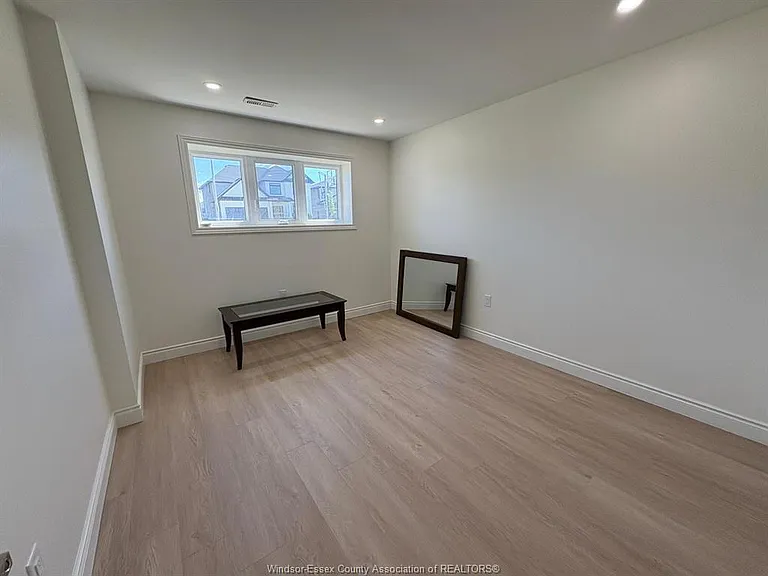407 Thompson Ave #2 — Photo 4