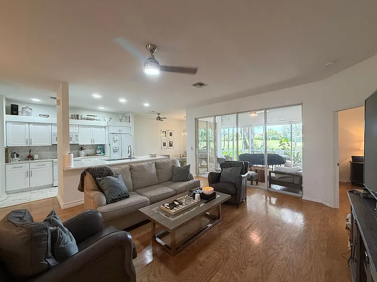 2260 Heritage Greens Dr — Photo 7