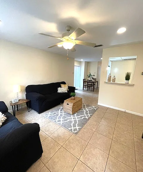 1915 S 10th St #110 — Photo 2