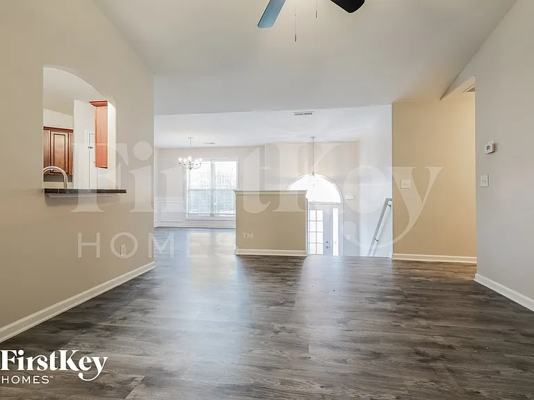 1923 Paynes Point — Photo 4