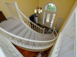 10 Skyflower Dr, Spring, TX 77381