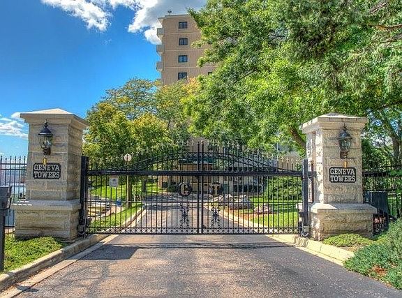 2nd image of 101 Broad St APT 601