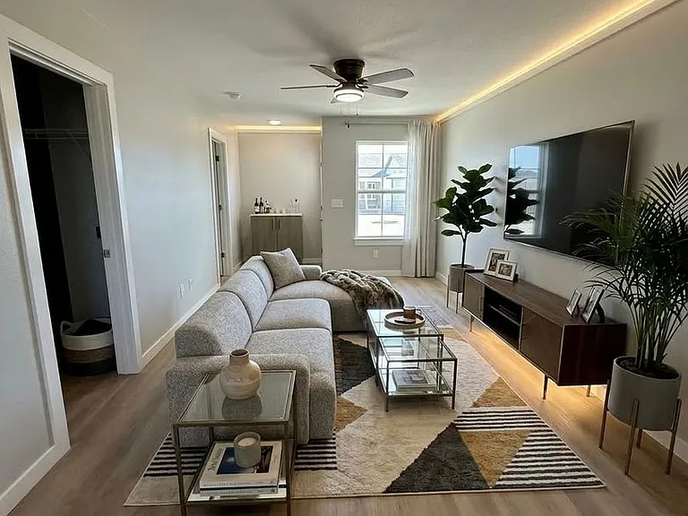 2901-2906 Sandstone Ln — Photo 26