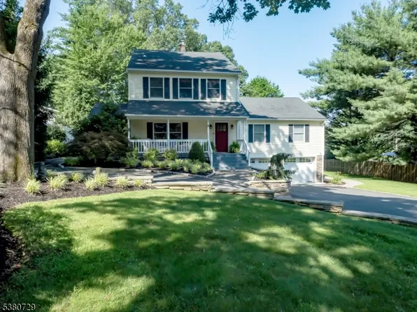 26 Youngsters Ln, Long Hill Twp., NJ 07933