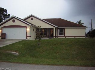 1425 Graham Cir, Lehigh Acres, FL 33936