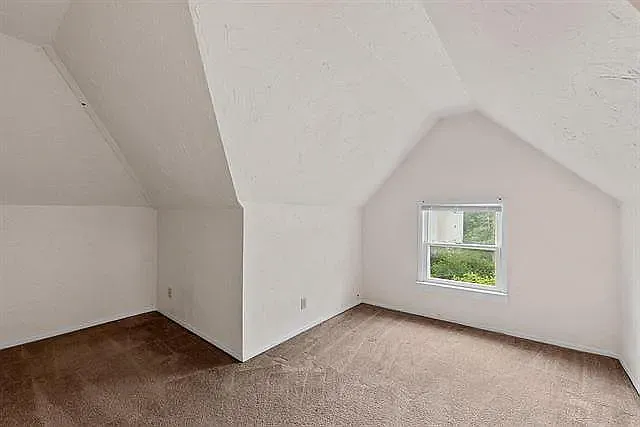 2114 E Webster Pl — Photo 13