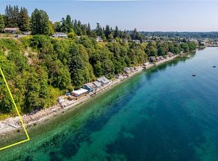 161 S 216th Street, Normandy Park, WA 98166