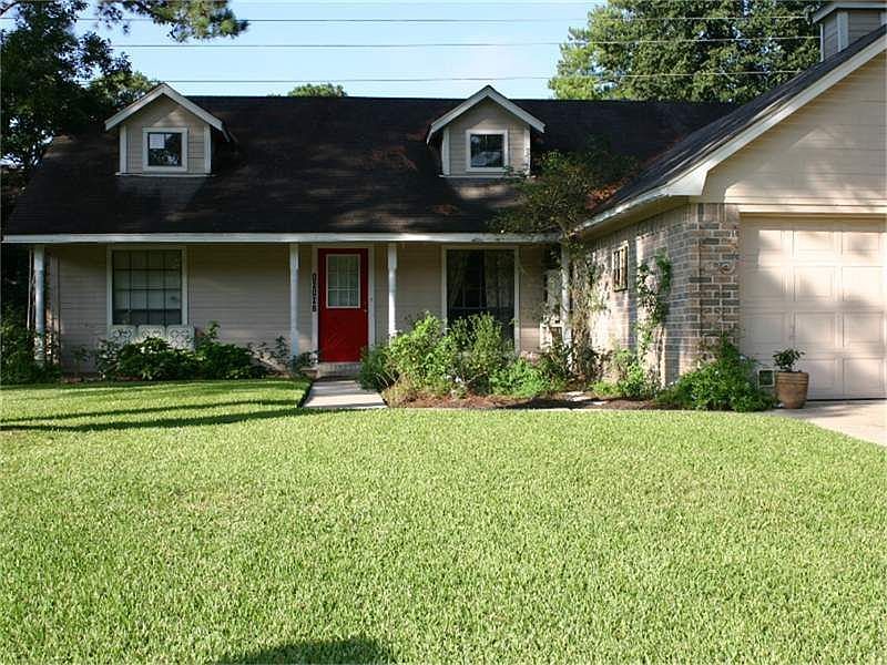 1st image of 16107 Hollow Rock Dr