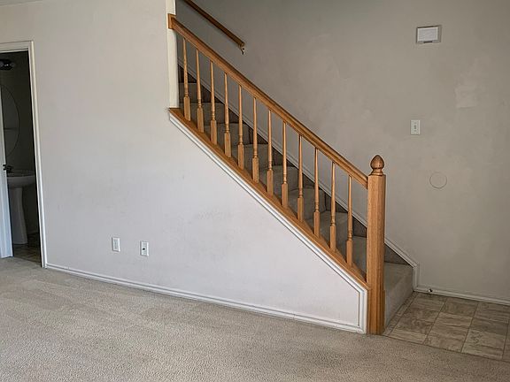 3rd image of 416 Creek St APT B