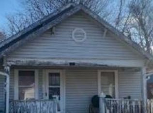 1012 N Dickerson Ave, Springfield, MO 65803