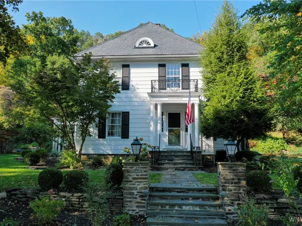 80 Lake St, Hammondsport, NY 14840