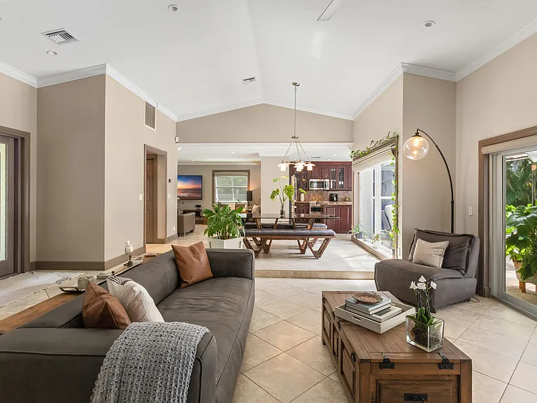 4050 NW 7th Ln — Photo 26