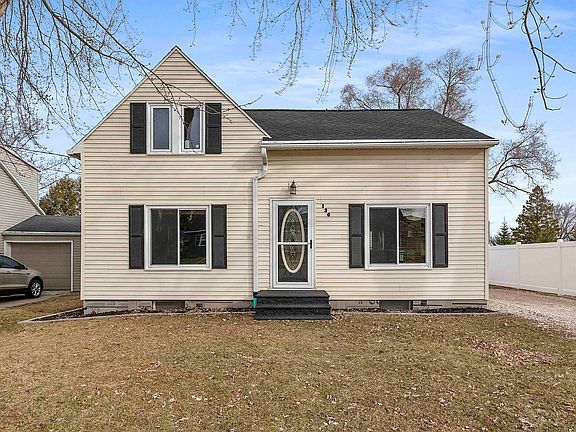 2nd image of 130 E Pine St