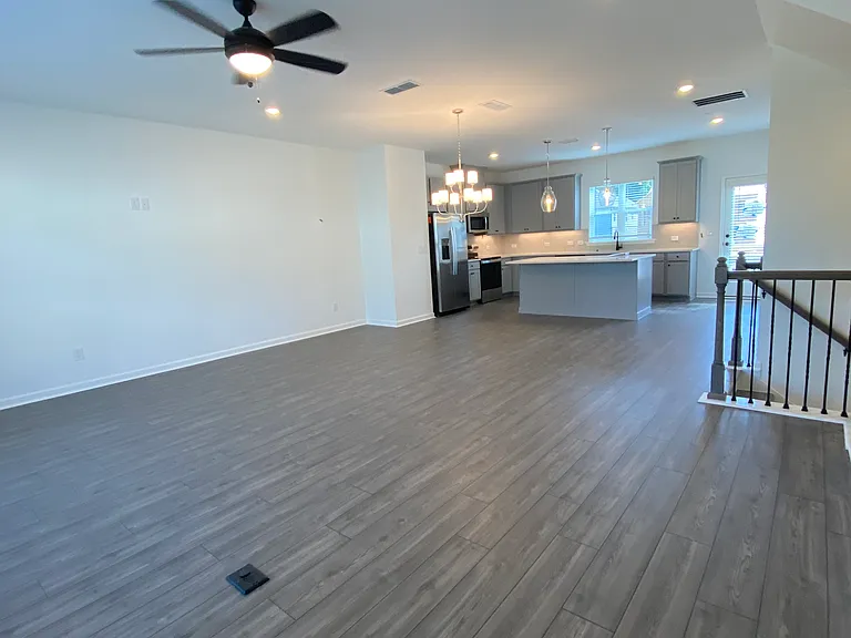 2720 Dreycott Ln — Photo 4
